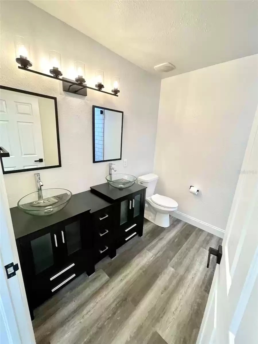 Master / Primary Bathroom