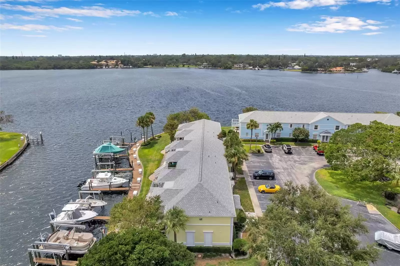 Starfish Dr Se #23ss STARFISH DRIVE, ST PETERSBURG, Florida 33705, ,Residential,For Sale,STARFISH,MFRTB8324355