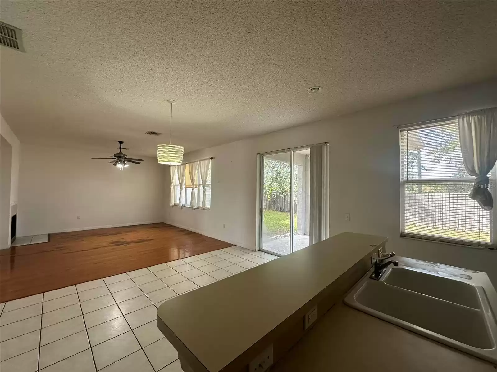 4458 PHILADELPHIA CIRCLE, KISSIMMEE, Florida 34746, 4 Bedrooms Bedrooms, ,2 BathroomsBathrooms,Residential,For Sale,PHILADELPHIA,MFRO6258543