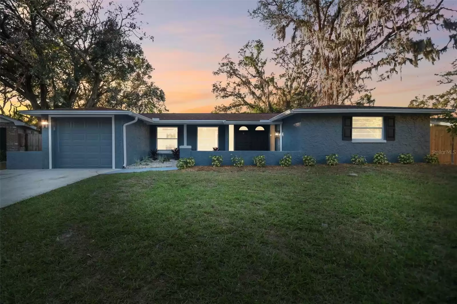 7804 WHITTIER STREET, TAMPA, Florida 33617, 3 Bedrooms Bedrooms, ,2 BathroomsBathrooms,Residential,For Sale,WHITTIER,MFRTB8324562