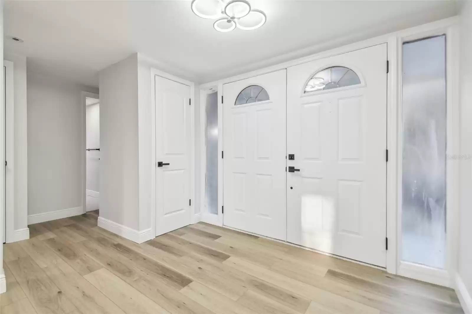 Foyer with double door entrance