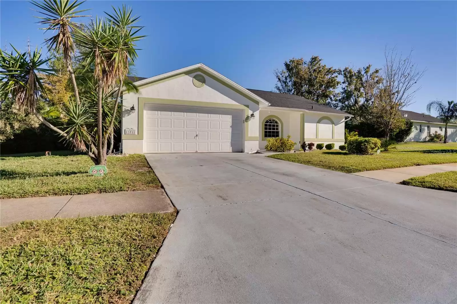 13511 PLANTATION LAKE CIRCLE, HUDSON, Florida 34669, 3 Bedrooms Bedrooms, ,2 BathroomsBathrooms,Residential,For Sale,PLANTATION LAKE,MFRTB8324120