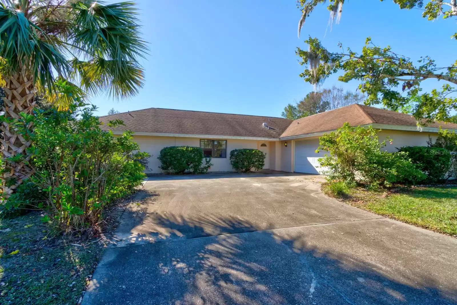 185 BROOKSIDE DRIVE, PORT ORANGE, Florida 32128, 3 Bedrooms Bedrooms, ,2 BathroomsBathrooms,Residential,For Sale,BROOKSIDE,MFRNS1083148