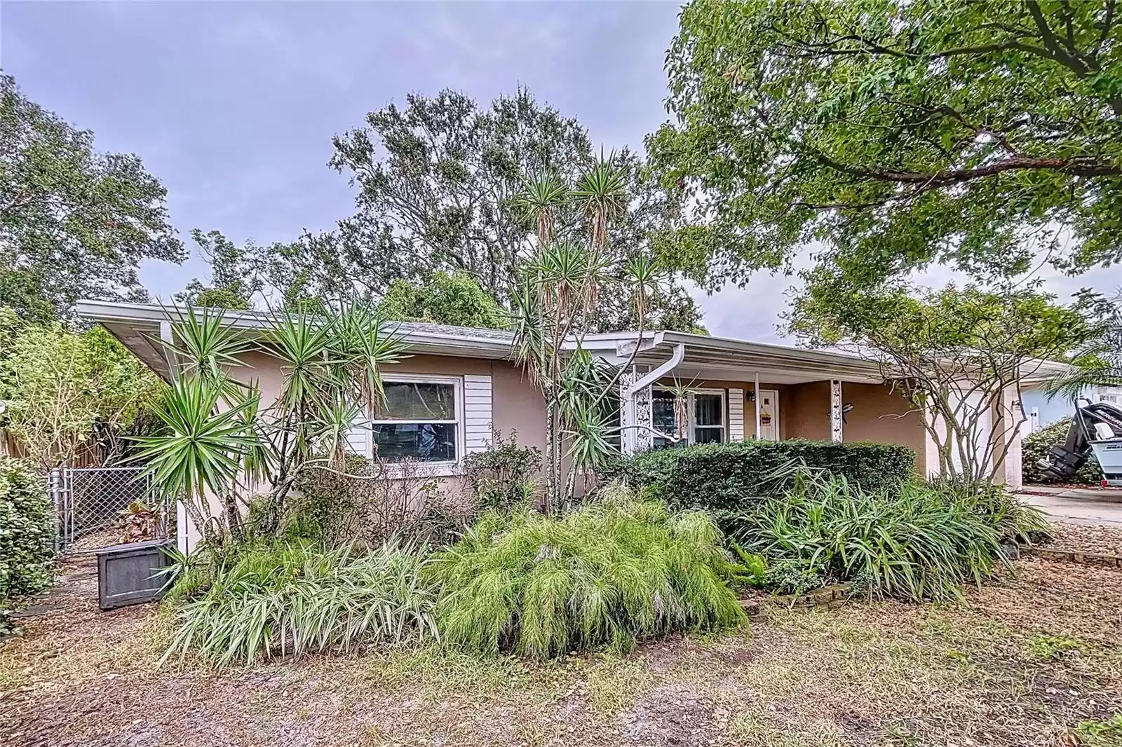 1515 SAN ROY DRIVE, DUNEDIN, Florida 34698, 2 Bedrooms Bedrooms, ,2 BathroomsBathrooms,Residential,For Sale,SAN ROY,MFRTB8323168