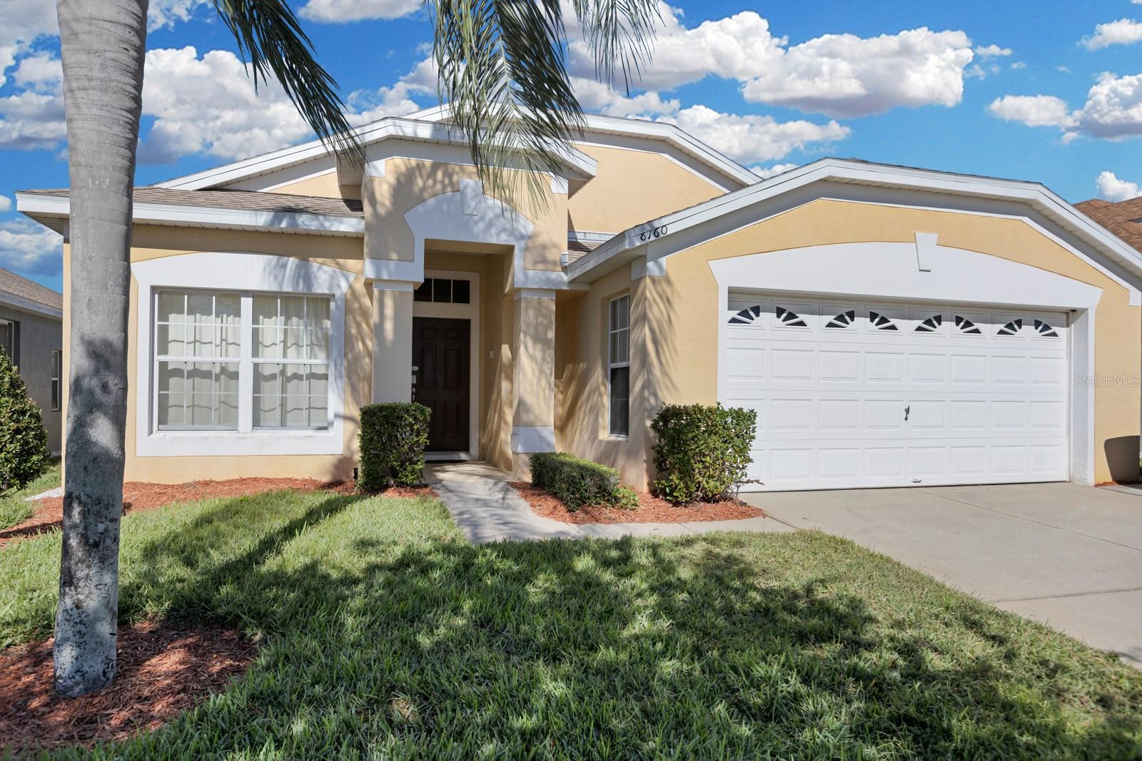 8160 FAN PALM WAY, KISSIMMEE, Florida 34747, 4 Bedrooms Bedrooms, ,2 BathroomsBathrooms,Residential,For Sale,FAN PALM,MFRO6259938