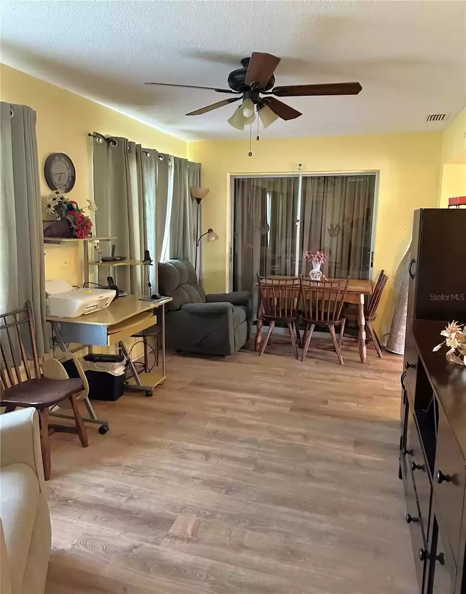 3661 100TH PLACE, PINELLAS PARK, Florida 33782, 2 Bedrooms Bedrooms, ,1 BathroomBathrooms,Residential,For Sale,100TH,MFRTB8324724