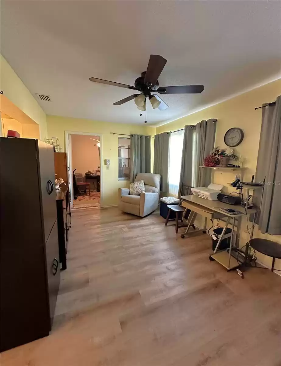 3661 100TH PLACE, PINELLAS PARK, Florida 33782, 2 Bedrooms Bedrooms, ,1 BathroomBathrooms,Residential,For Sale,100TH,MFRTB8324724