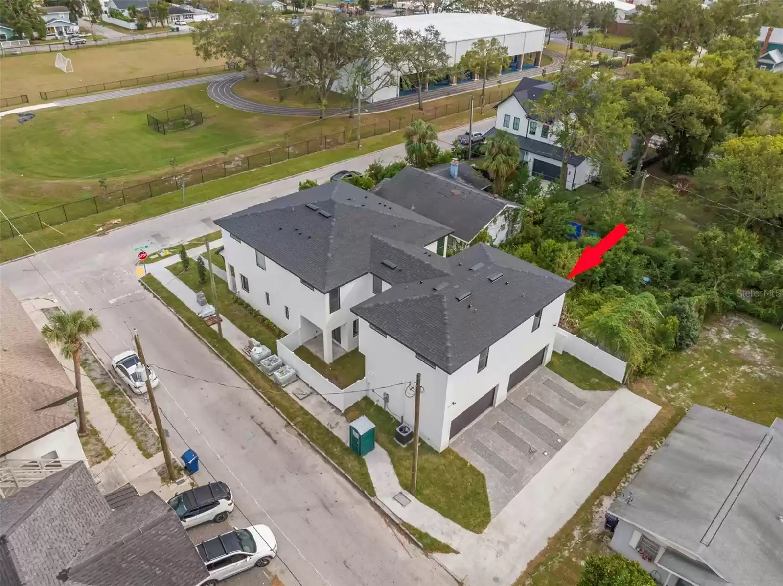 2812 MASSACHUSETTS AVENUE, TAMPA, Florida 33602, 4 Bedrooms Bedrooms, ,3 BathroomsBathrooms,Residential,For Sale,MASSACHUSETTS,MFRTB8323769