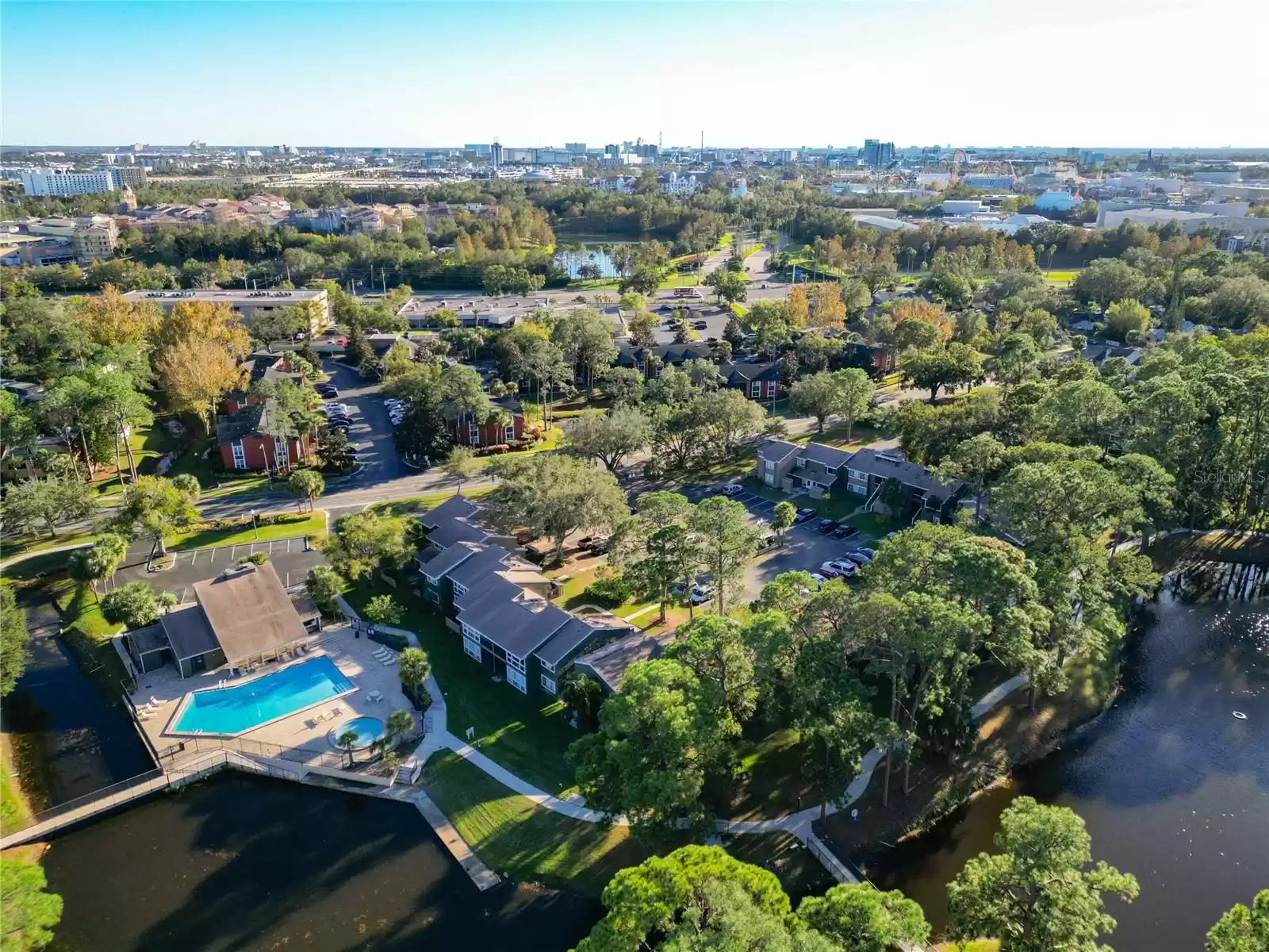 6021 WINDHOVER DRIVE, ORLANDO, Florida 32819, 3 Bedrooms Bedrooms, ,2 BathroomsBathrooms,Residential,For Sale,WINDHOVER,MFRO6259538