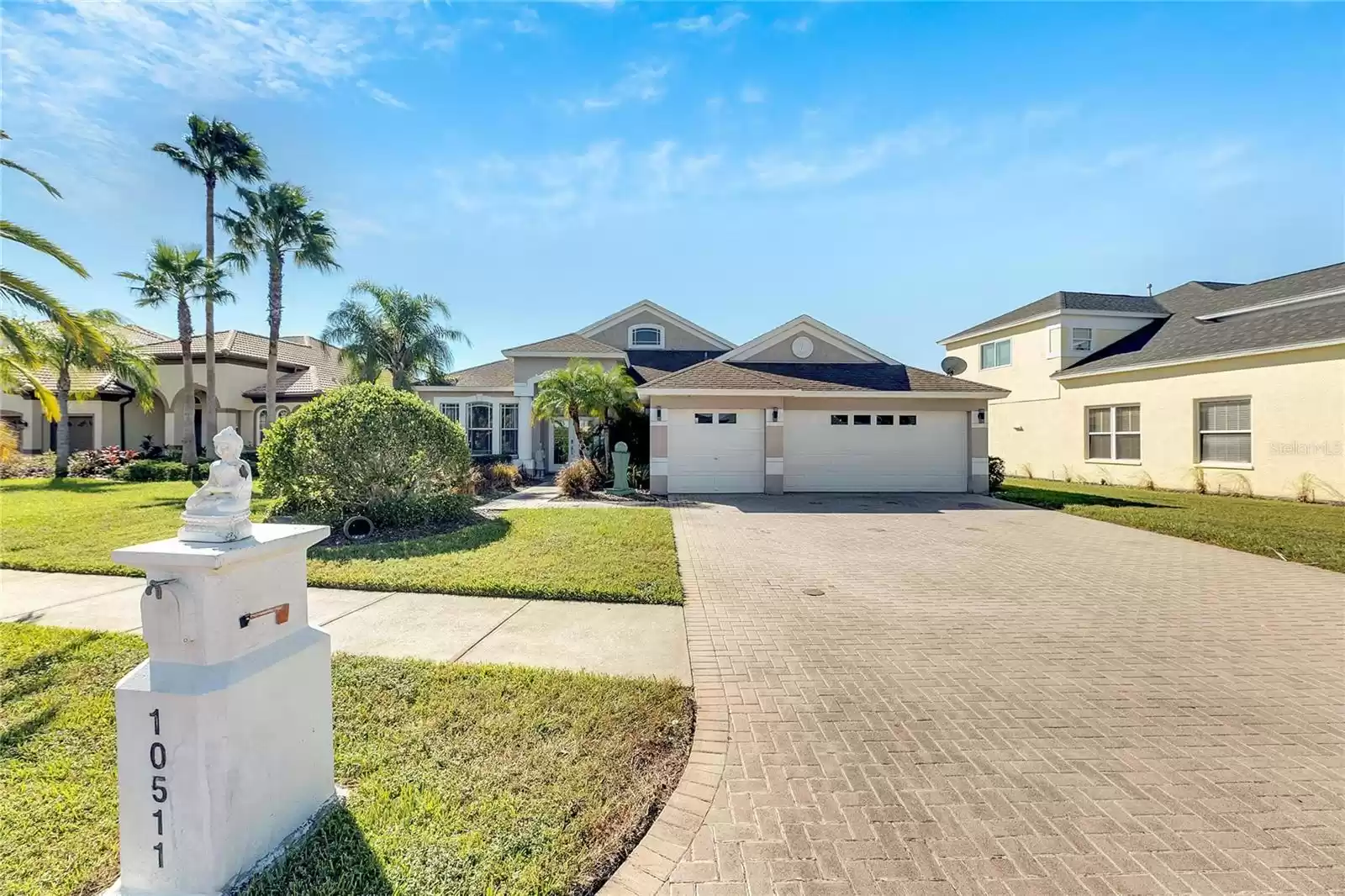 10511 MARTINIQUE ISLE DRIVE, TAMPA, Florida 33647, 4 Bedrooms Bedrooms, ,3 BathroomsBathrooms,Residential,For Sale,MARTINIQUE ISLE,MFRTB8324464