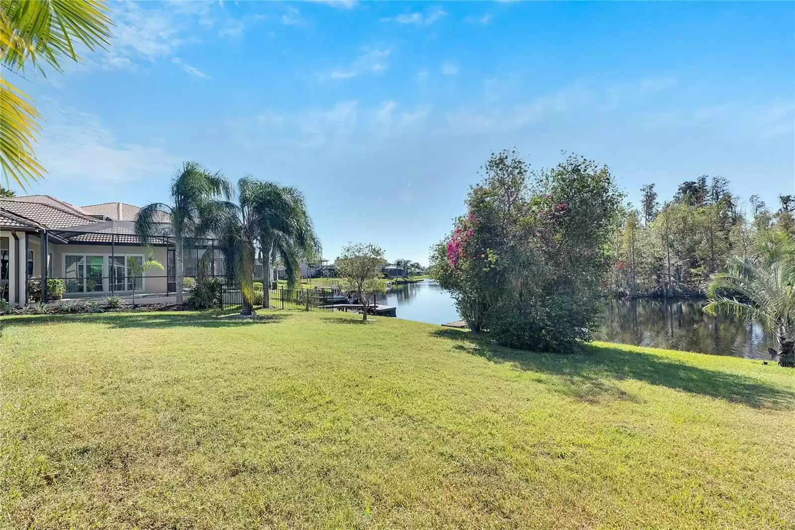 10511 MARTINIQUE ISLE DRIVE, TAMPA, Florida 33647, 4 Bedrooms Bedrooms, ,3 BathroomsBathrooms,Residential,For Sale,MARTINIQUE ISLE,MFRTB8324464