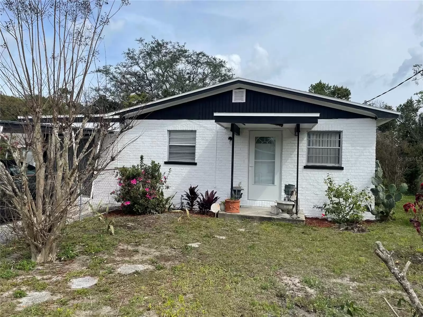 1111 BRUNNELL PARKWAY, LAKELAND, Florida 33805, 3 Bedrooms Bedrooms, ,1 BathroomBathrooms,Residential,For Sale,BRUNNELL,MFRO6260328