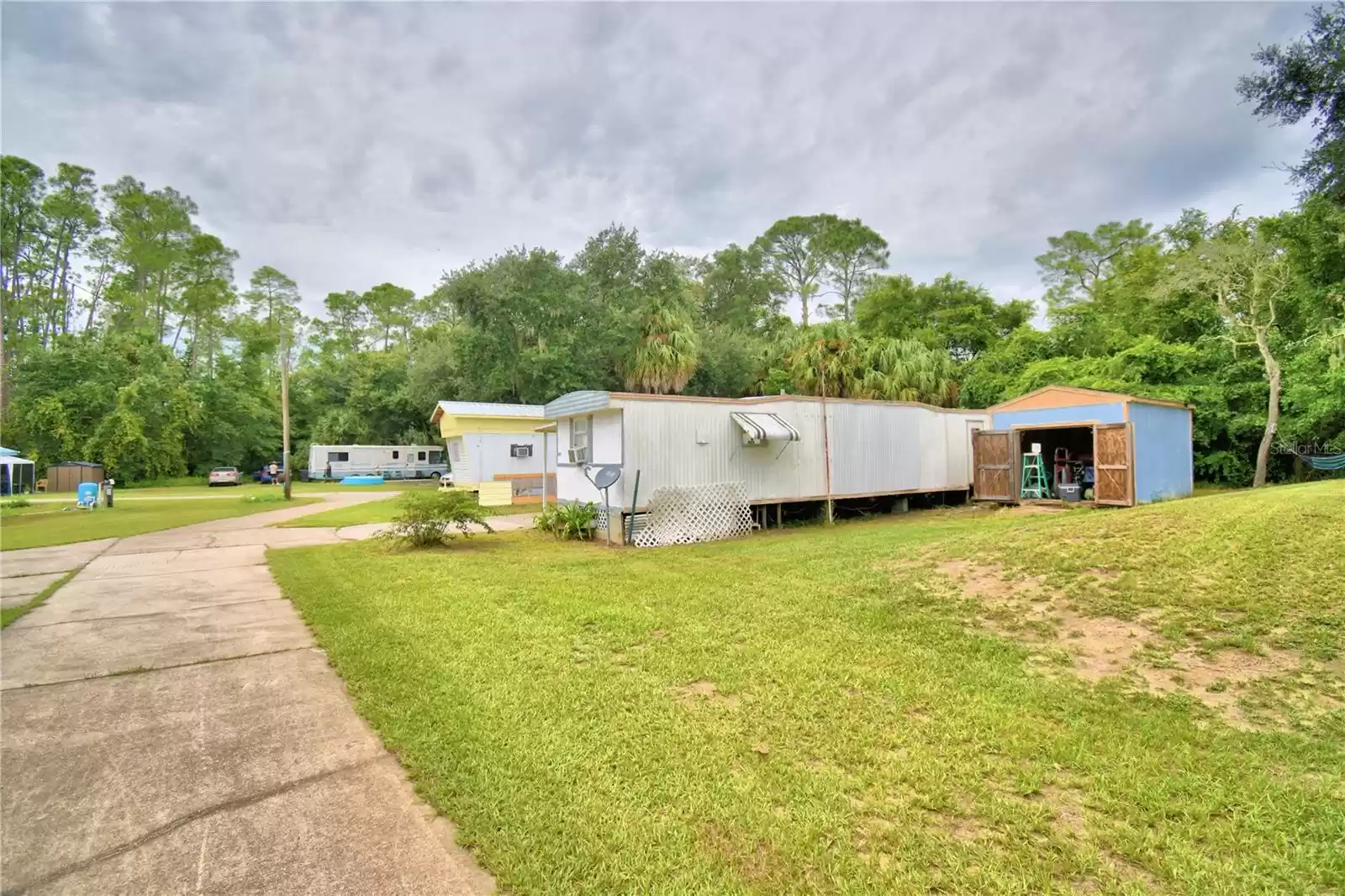 8895 WILD TURKEY TRAIL, HAINES CITY, Florida 33844, 7 Bedrooms Bedrooms, ,4 BathroomsBathrooms,Residential,For Sale,WILD TURKEY,MFRO6239586