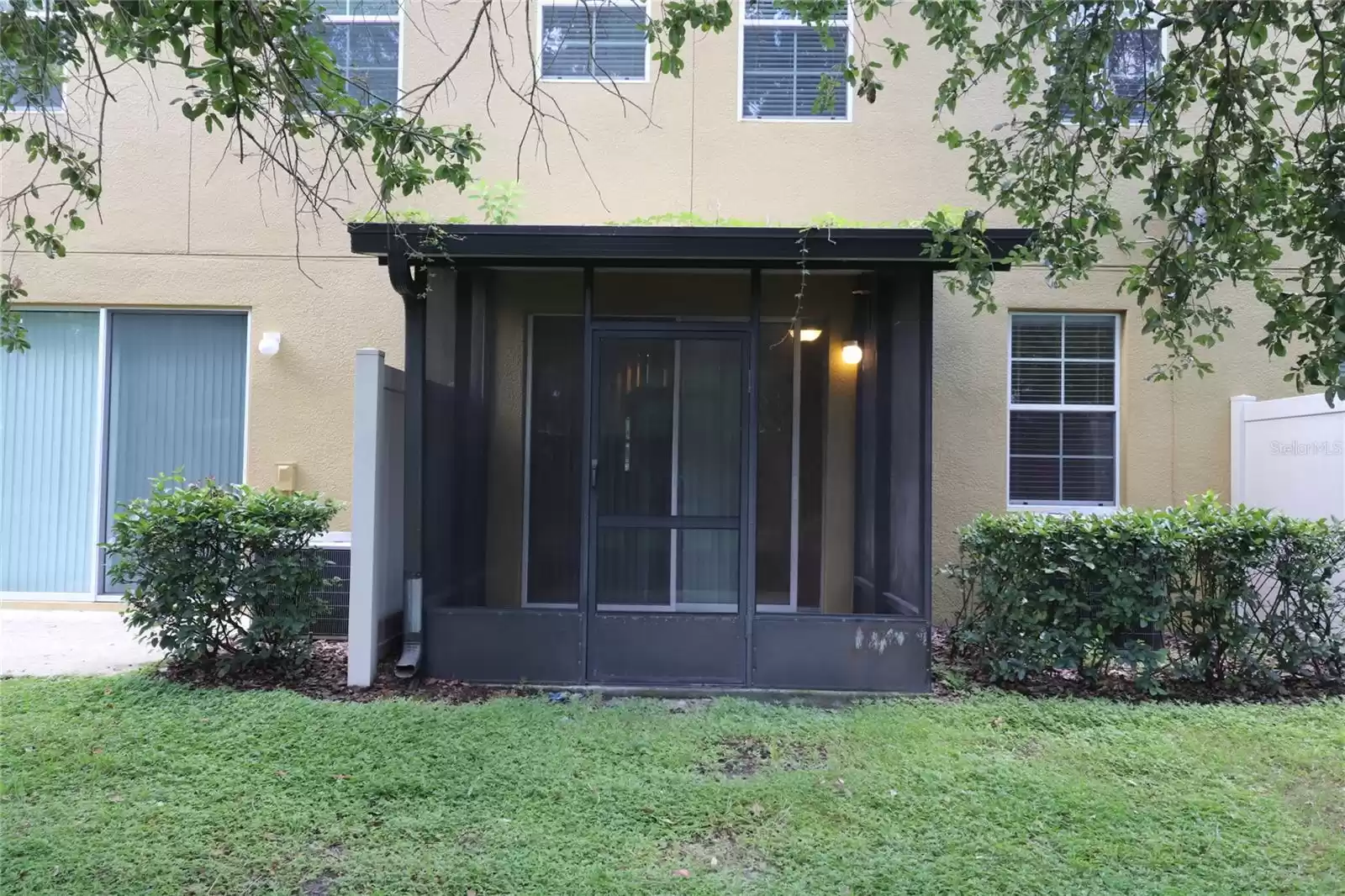 2750 SWEET MAGNOLIA PLACE, OVIEDO, Florida 32765, 3 Bedrooms Bedrooms, ,2 BathroomsBathrooms,Residential Lease,For Rent,SWEET MAGNOLIA,MFRO6260481