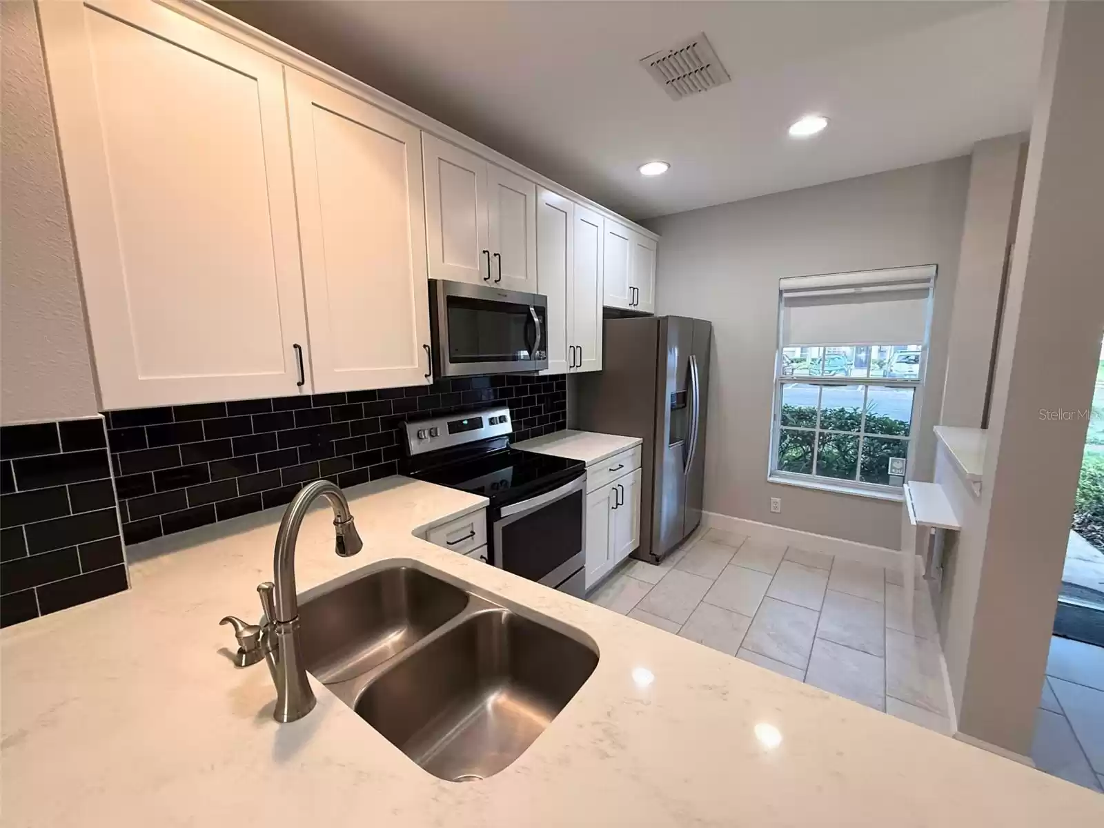 3668 WILSHIRE WAY ROAD, ORLANDO, Florida 32829, 2 Bedrooms Bedrooms, ,2 BathroomsBathrooms,Residential Lease,For Rent,WILSHIRE WAY,MFRO6260605