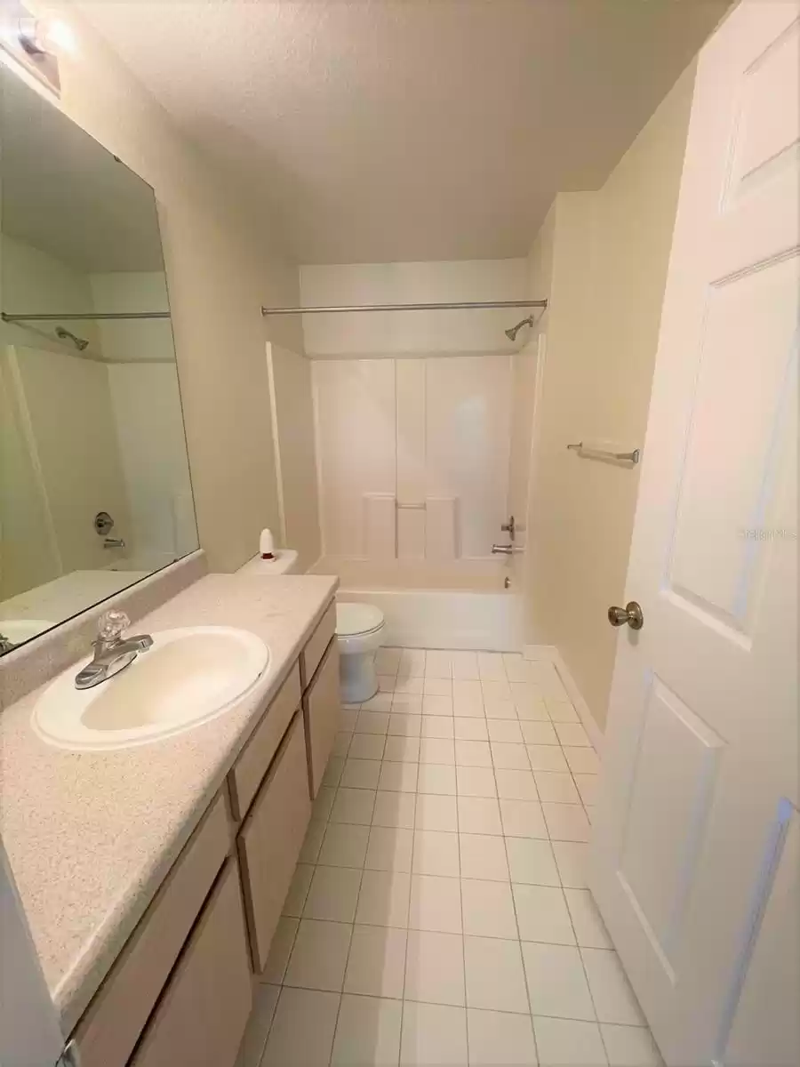 5475 VINELAND ROAD, ORLANDO, Florida 32811, 2 Bedrooms Bedrooms, ,2 BathroomsBathrooms,Residential Lease,For Rent,VINELAND,MFRO6260490