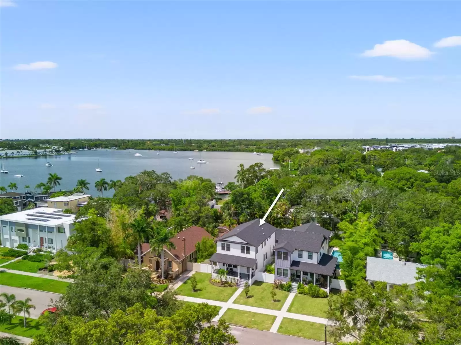 2735 BAYSIDE DRIVE, SAINT PETERSBURG, Florida 33705, 4 Bedrooms Bedrooms, ,3 BathroomsBathrooms,Residential Lease,For Rent,BAYSIDE,MFRTB8325058