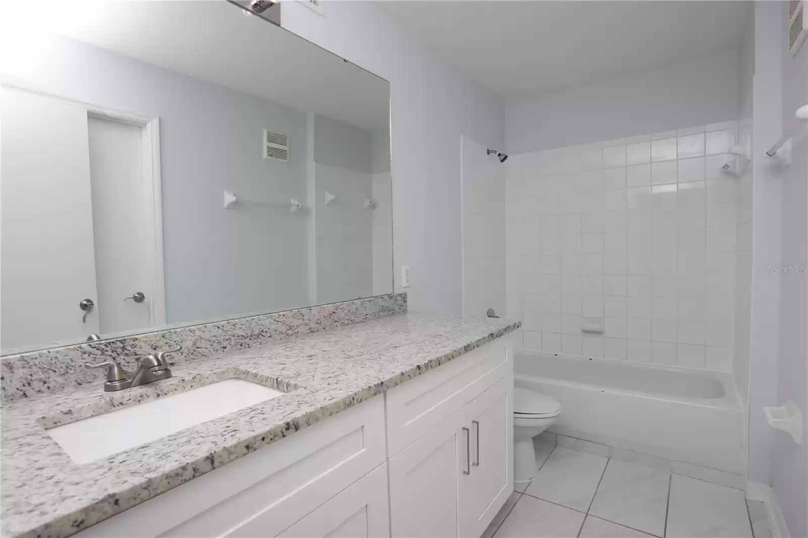 202 WASHINGTON PALM LOOP, DAVENPORT, Florida 33897, 1 Bedroom Bedrooms, ,1 BathroomBathrooms,Residential Lease,For Rent,WASHINGTON PALM,MFRO6260635