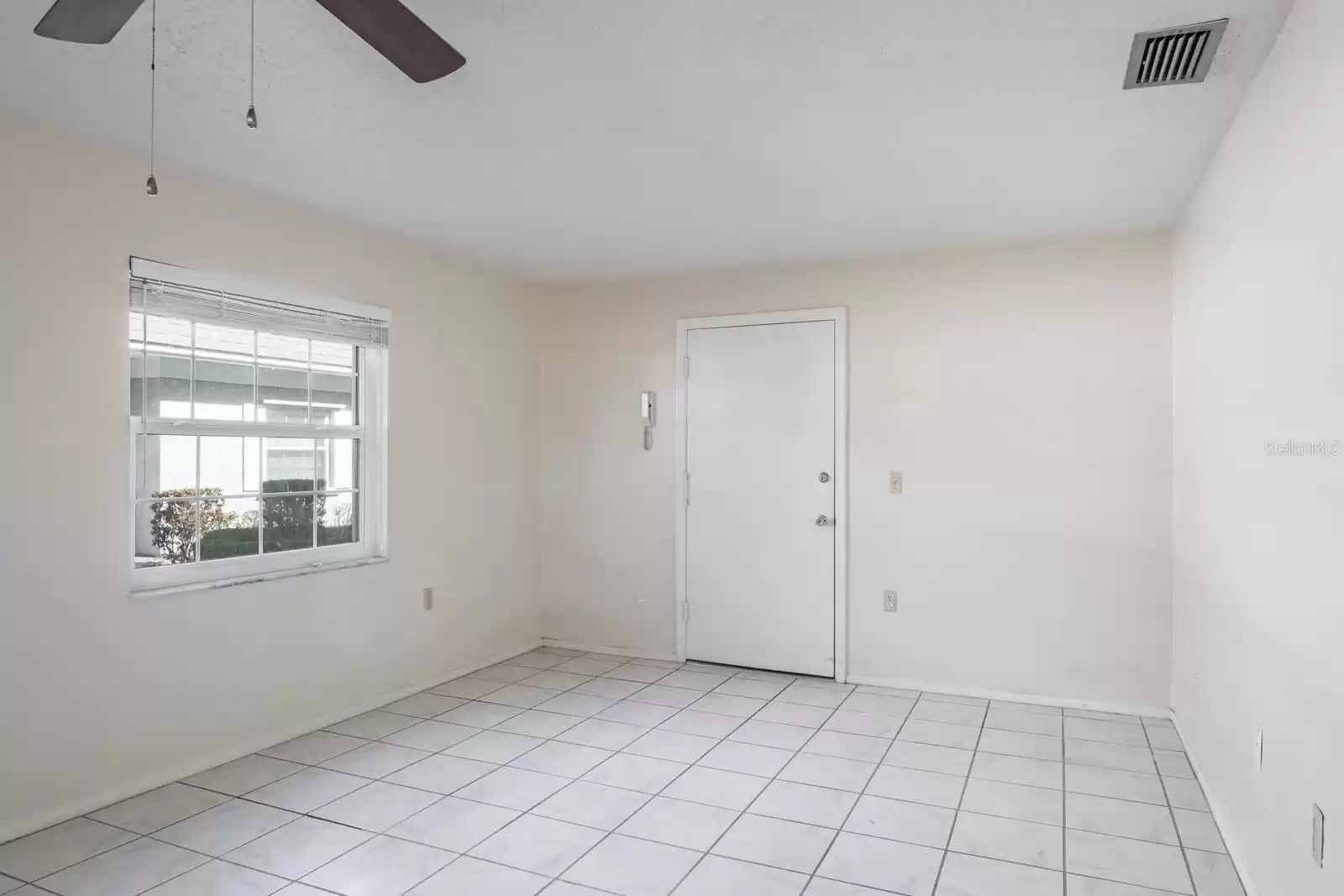 1727 BELLEAIR FOREST DRIVE, BELLEAIR, Florida 33756, 3 Bedrooms Bedrooms, ,2 BathroomsBathrooms,Residential,For Sale,BELLEAIR FOREST,MFRTB8323557