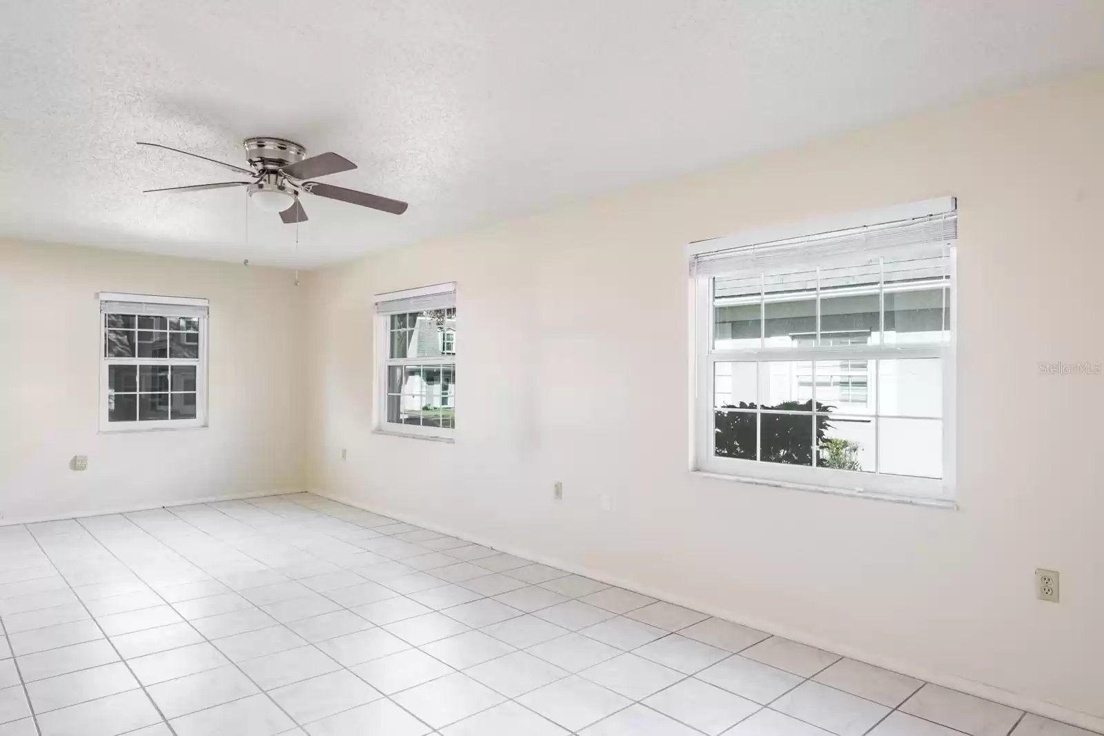 1727 BELLEAIR FOREST DRIVE, BELLEAIR, Florida 33756, 3 Bedrooms Bedrooms, ,2 BathroomsBathrooms,Residential,For Sale,BELLEAIR FOREST,MFRTB8323557