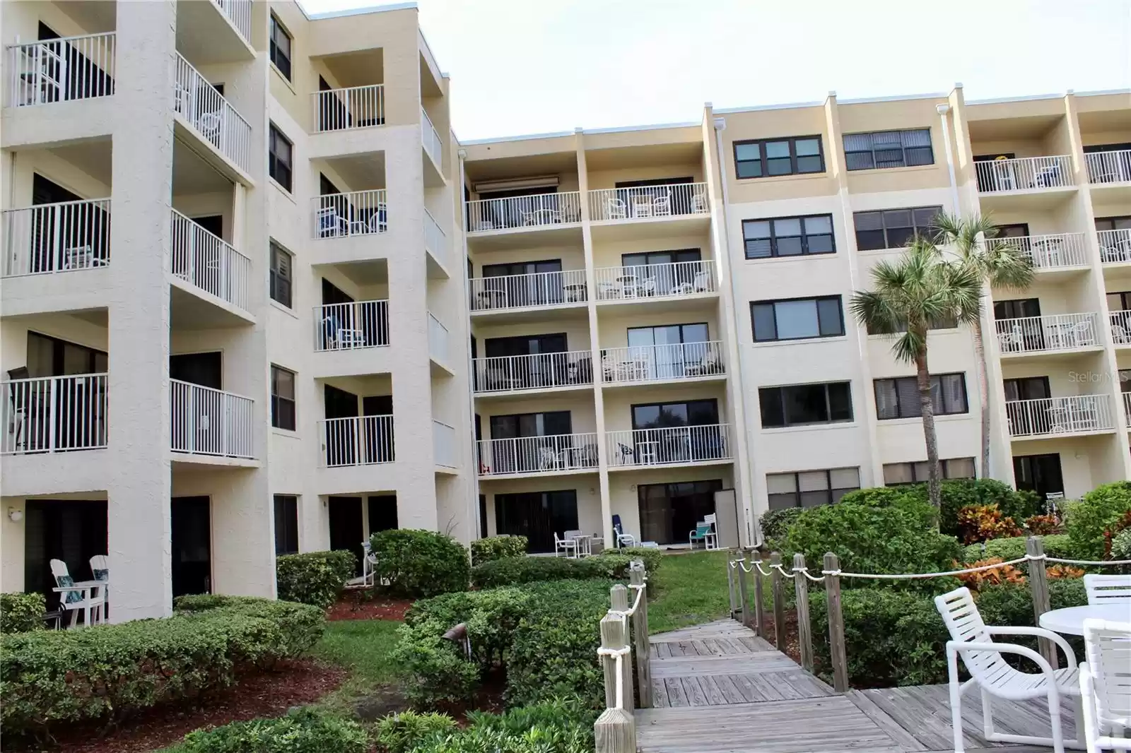 4175 ATLANTIC AVENUE, NEW SMYRNA BEACH, Florida 32169, 1 Bedroom Bedrooms, ,1 BathroomBathrooms,Residential,For Sale,ATLANTIC,MFRNS1083134