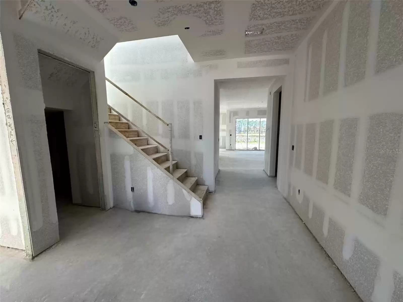 Foyer (under construction)