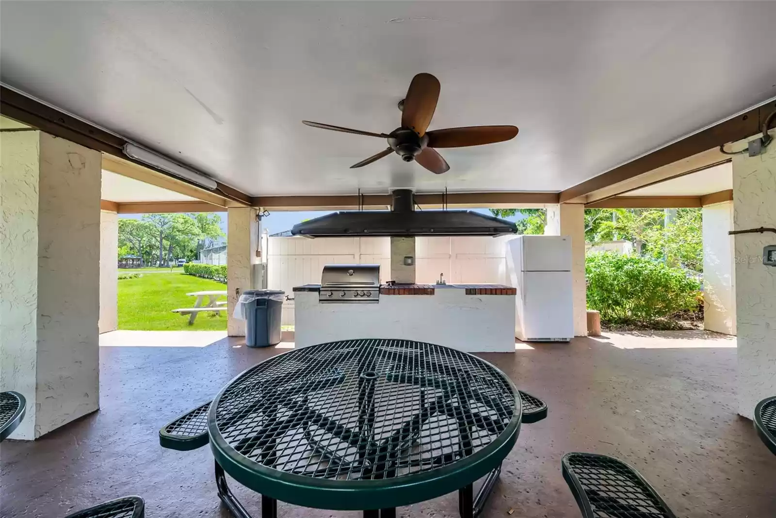 7951 58TH AVENUE, SAINT PETERSBURG, Florida 33709, 1 Bedroom Bedrooms, ,1 BathroomBathrooms,Residential,For Sale,58TH,MFRTB8324667