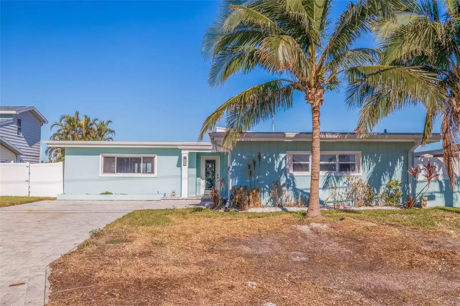 480 115TH AVENUE, TREASURE ISLAND, Florida 33706, 3 Bedrooms Bedrooms, ,2 BathroomsBathrooms,Residential,For Sale,115TH,MFRTB8325018