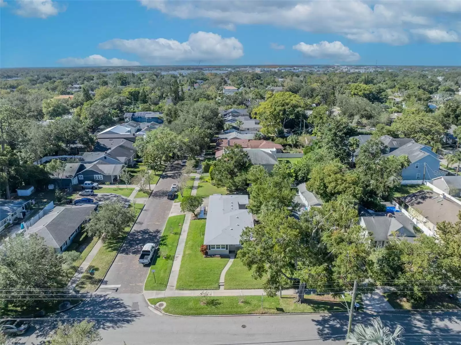 2000 WESTMORELAND DRIVE, ORLANDO, Florida 32804, 3 Bedrooms Bedrooms, ,1 BathroomBathrooms,Residential,For Sale,WESTMORELAND,MFRO6260347