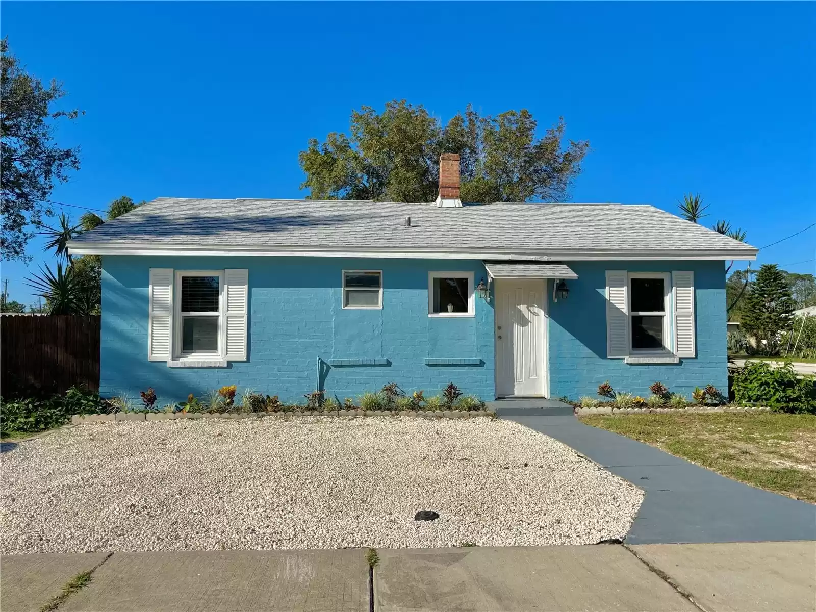 1400 DAYTONA AVENUE, HOLLY HILL, Florida 32117, 3 Bedrooms Bedrooms, ,1 BathroomBathrooms,Residential,For Sale,DAYTONA,MFROM690317