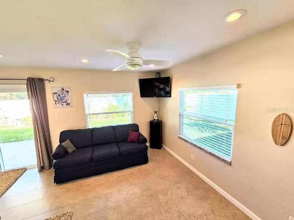 3276 BUCKHORN DRIVE, CLEARWATER, Florida 33761, 2 Bedrooms Bedrooms, ,2 BathroomsBathrooms,Residential,For Sale,BUCKHORN,MFRTB8325051