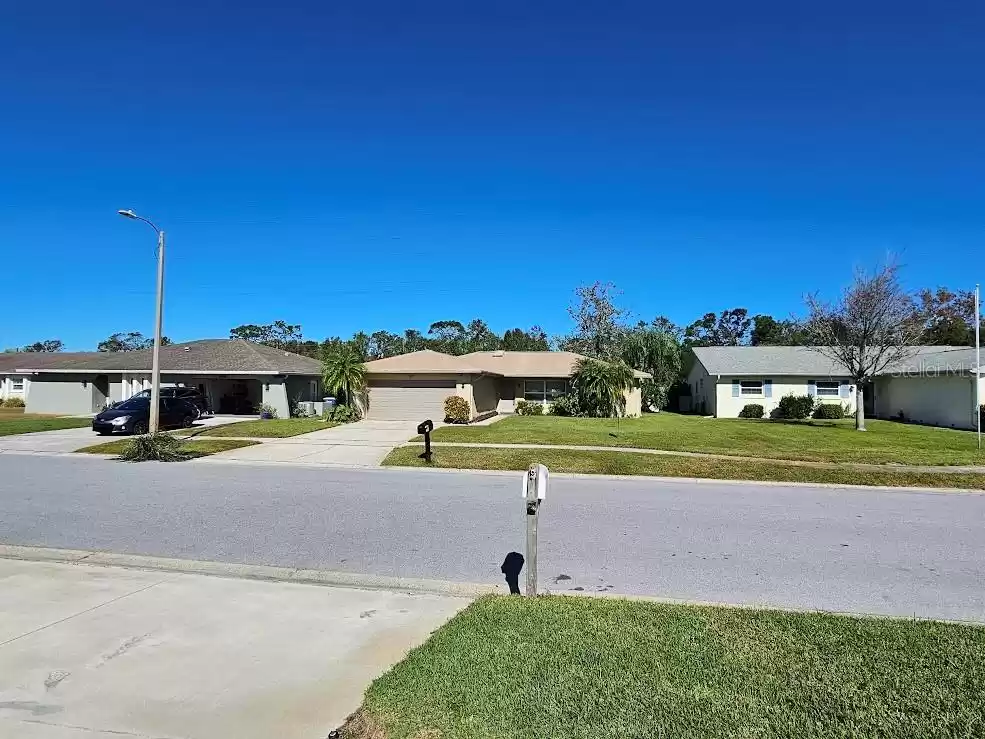 3276 BUCKHORN DRIVE, CLEARWATER, Florida 33761, 2 Bedrooms Bedrooms, ,2 BathroomsBathrooms,Residential,For Sale,BUCKHORN,MFRTB8325051