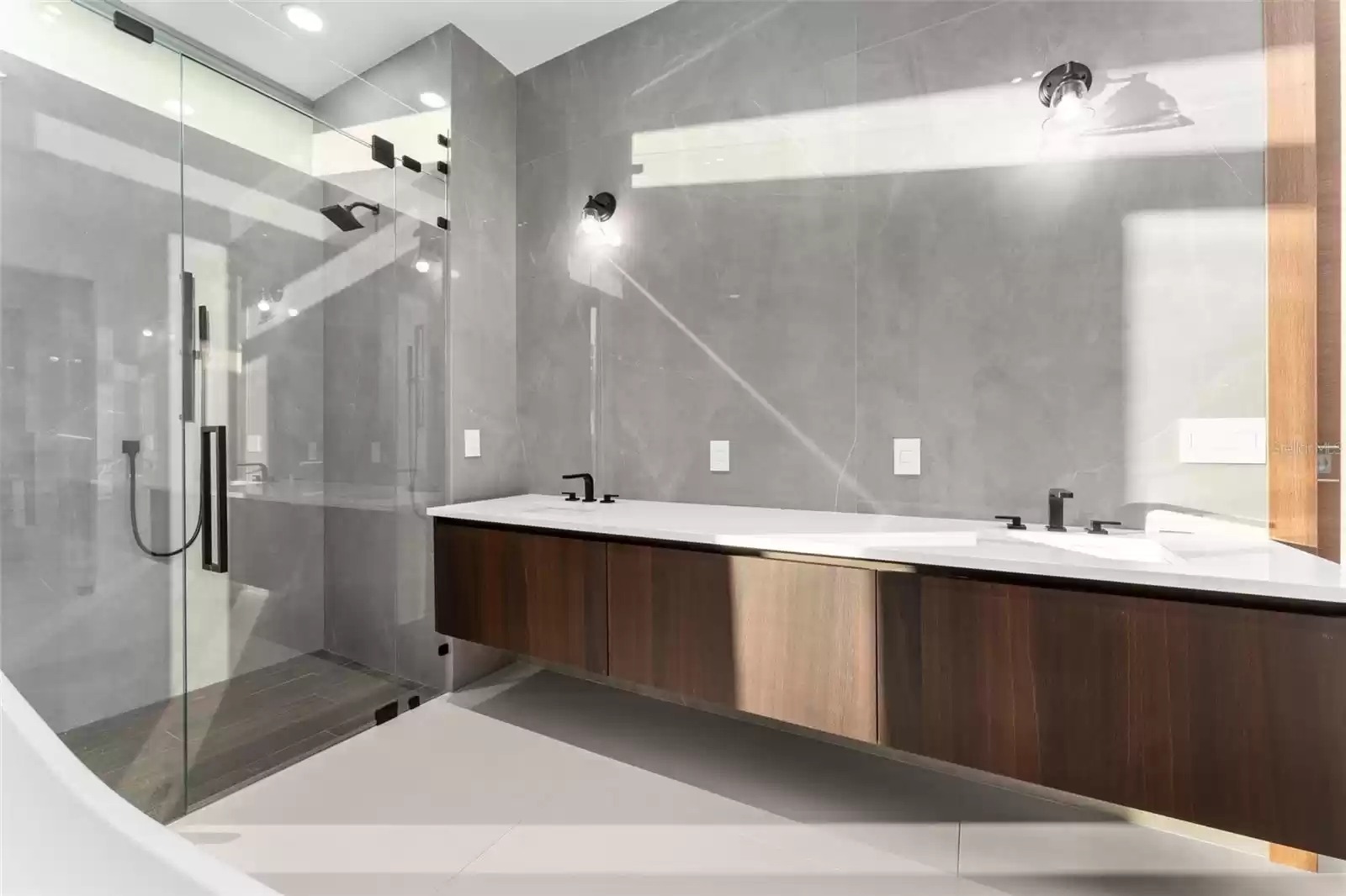 2660 Via Tuscany, Winter Park, Florida 32789, 4 Bedrooms Bedrooms, ,5 BathroomsBathrooms,Residential,For Sale,VIA TUSCANY,O6260493