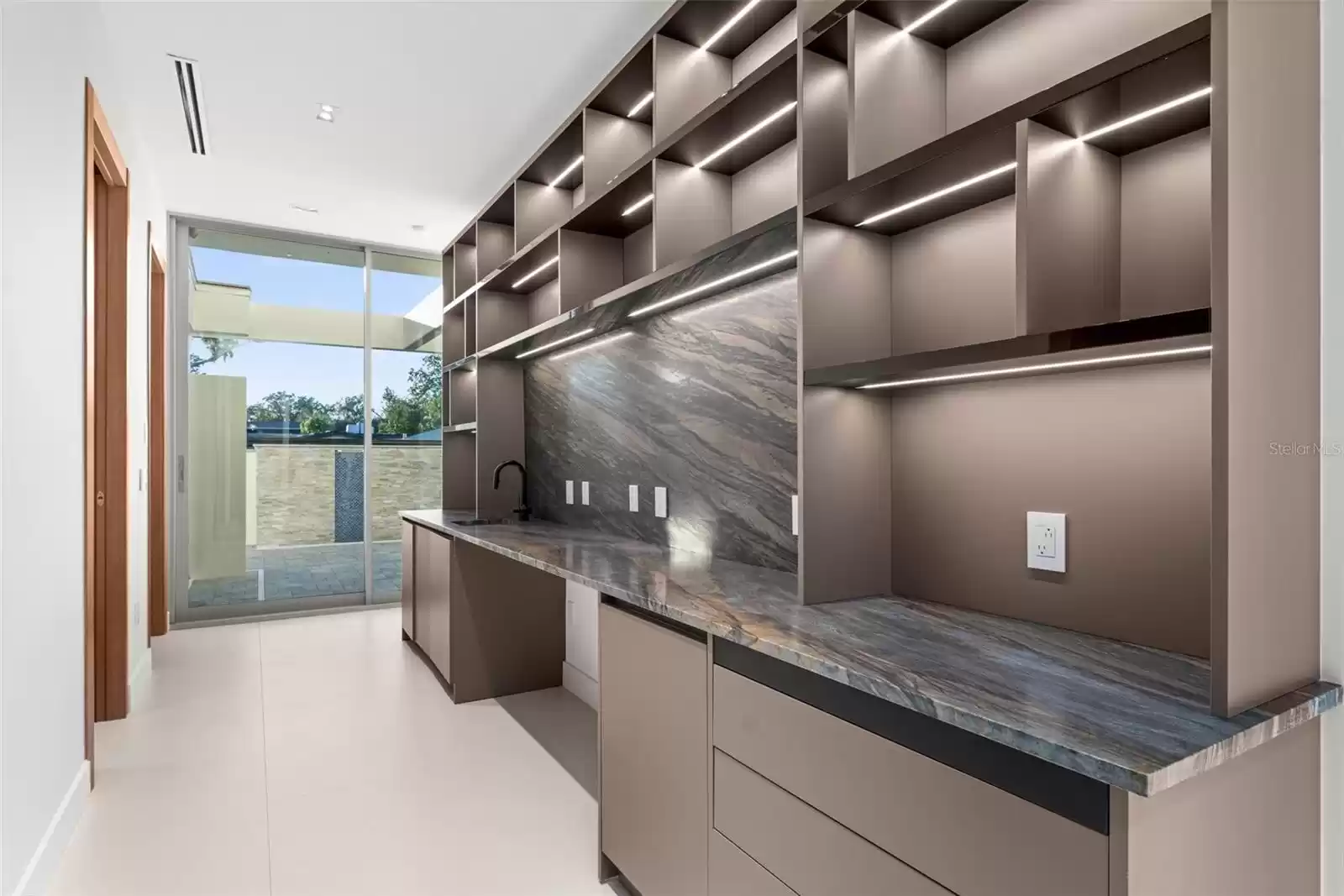 2660 Via Tuscany, Winter Park, Florida 32789, 4 Bedrooms Bedrooms, ,5 BathroomsBathrooms,Residential,For Sale,VIA TUSCANY,O6260493