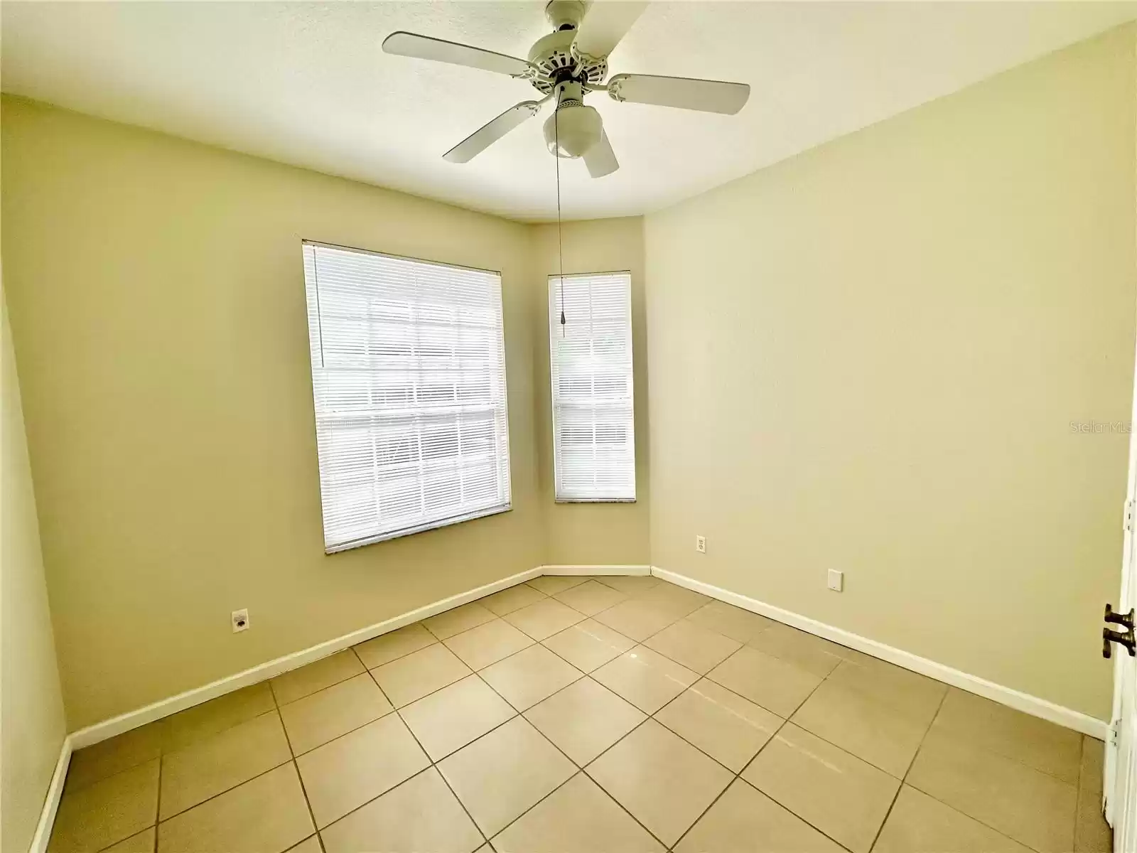 7109 YACHT BASIN AVENUE, ORLANDO, Florida 32835, 3 Bedrooms Bedrooms, ,2 BathroomsBathrooms,Residential Lease,For Rent,YACHT BASIN,MFRS5116318