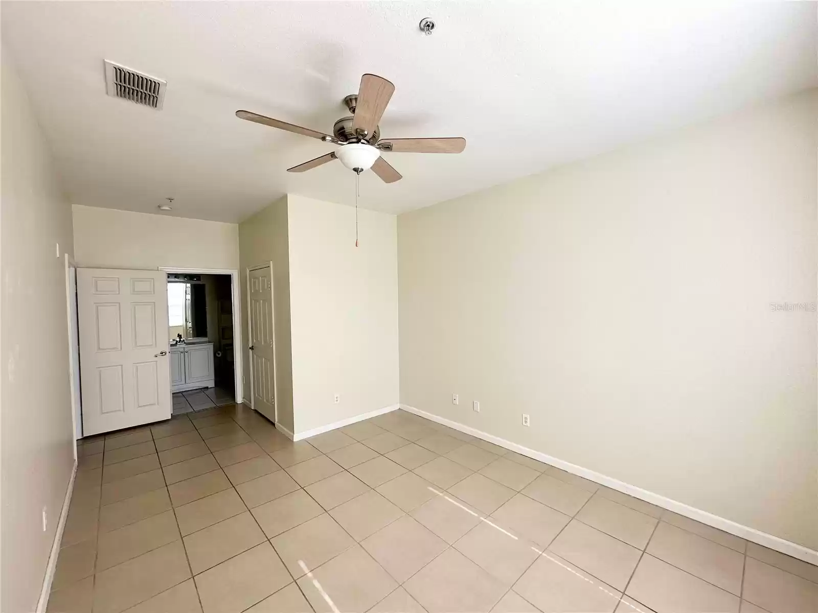 7109 YACHT BASIN AVENUE, ORLANDO, Florida 32835, 3 Bedrooms Bedrooms, ,2 BathroomsBathrooms,Residential Lease,For Rent,YACHT BASIN,MFRS5116318