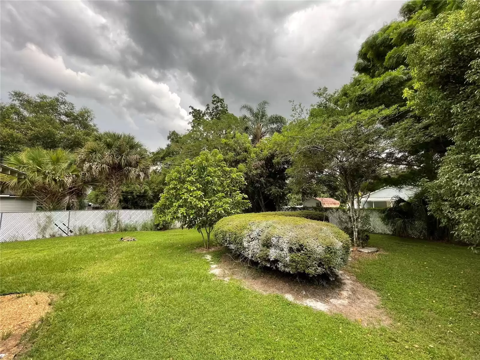 234 FLORIDA AVENUE, WINTER GARDEN, Florida 34787, 3 Bedrooms Bedrooms, ,2 BathroomsBathrooms,Residential Lease,For Rent,FLORIDA,MFRO6260866