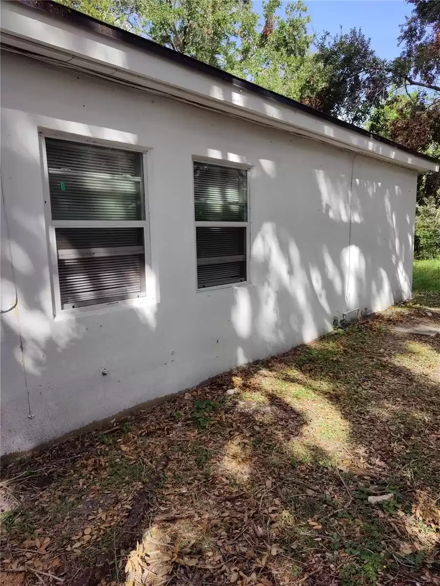 1257 PINE HILLS ROAD, ORLANDO, Florida 32808, 4 Bedrooms Bedrooms, ,2 BathroomsBathrooms,Residential,For Sale,PINE HILLS,MFRO6261019