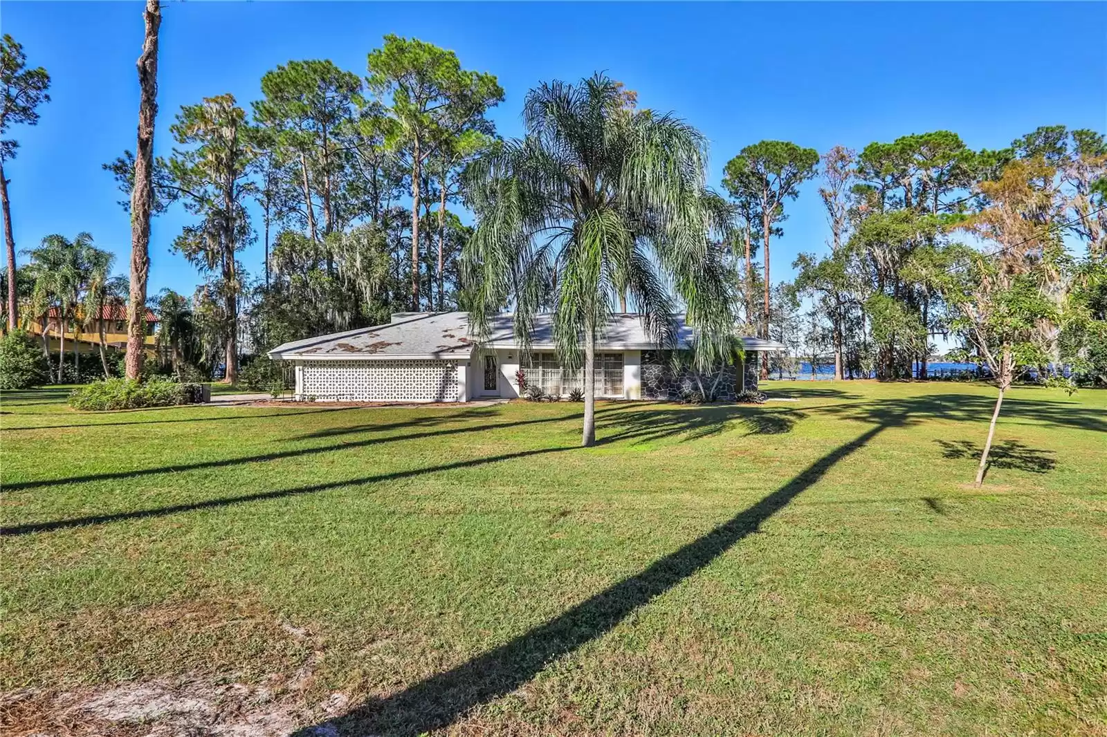 10121 LONE TREE LANE, ORLANDO, Florida 32836, 3 Bedrooms Bedrooms, ,2 BathroomsBathrooms,Residential,For Sale,LONE TREE,MFRO6256924