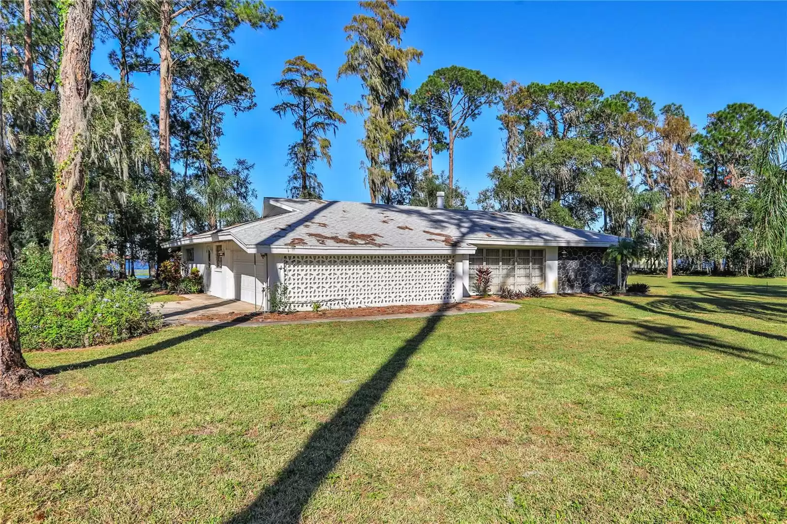 10121 LONE TREE LANE, ORLANDO, Florida 32836, 3 Bedrooms Bedrooms, ,2 BathroomsBathrooms,Residential,For Sale,LONE TREE,MFRO6256924