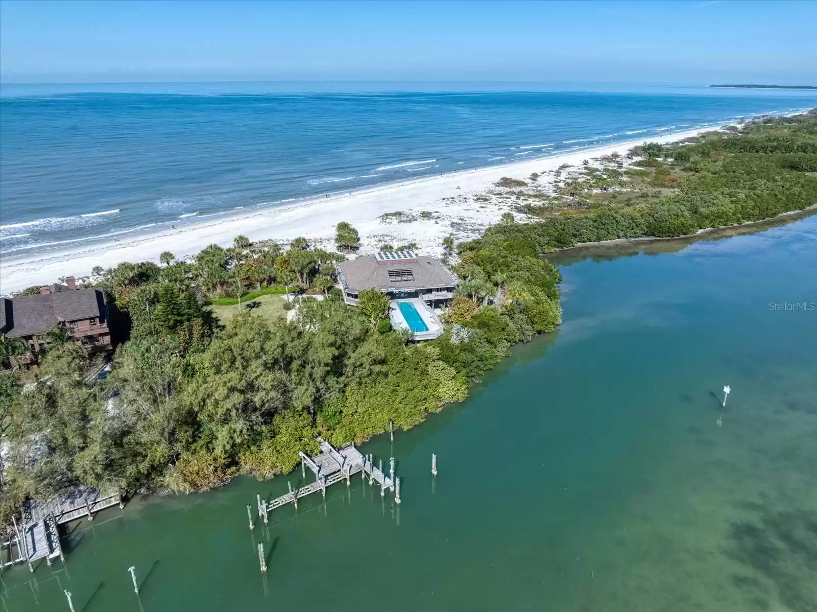 1198 Mandalay Point, Clearwater, Florida 33767, 3 Bedrooms Bedrooms, ,3 BathroomsBathrooms,Residential,For Sale,MANDALAY,U8231430