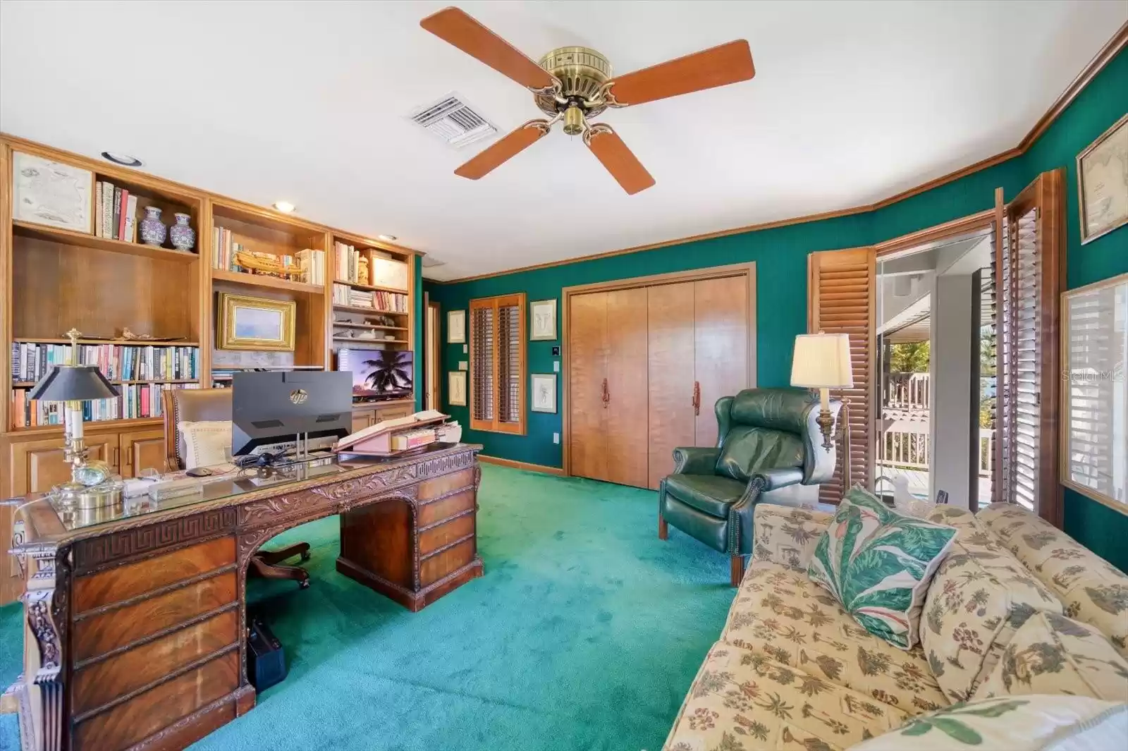 1198 Mandalay Point, Clearwater, Florida 33767, 3 Bedrooms Bedrooms, ,3 BathroomsBathrooms,Residential,For Sale,MANDALAY,U8231430
