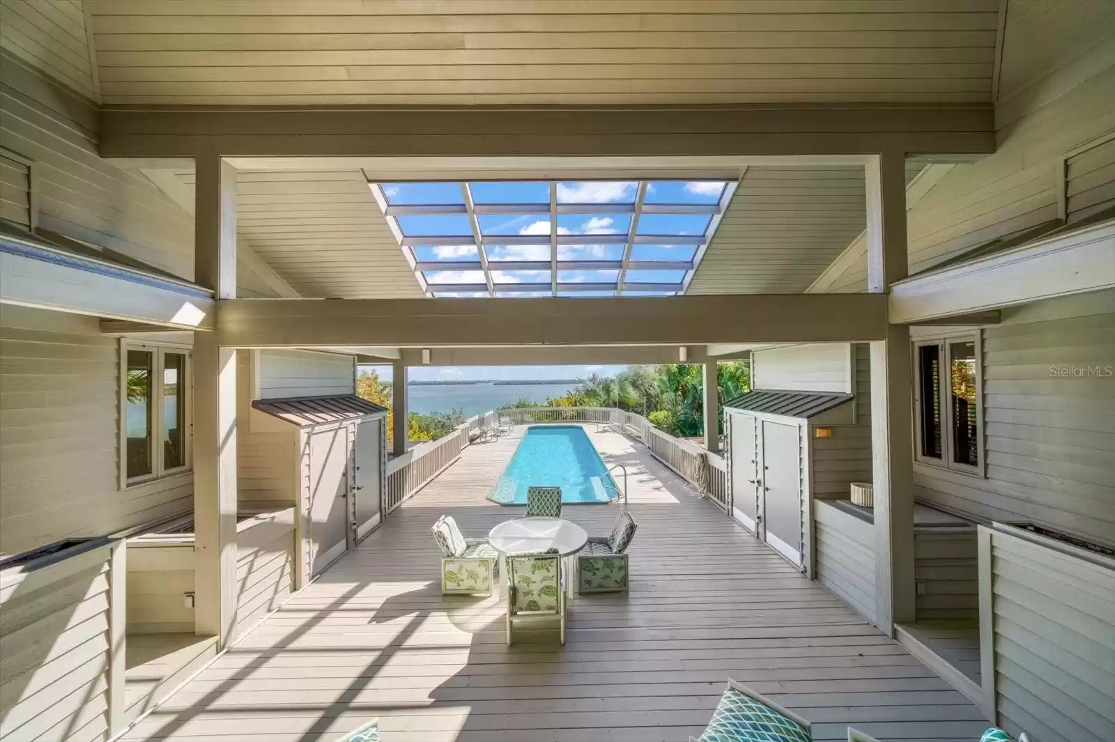 1198 Mandalay Point, Clearwater, Florida 33767, 3 Bedrooms Bedrooms, ,3 BathroomsBathrooms,Residential,For Sale,MANDALAY,U8231430
