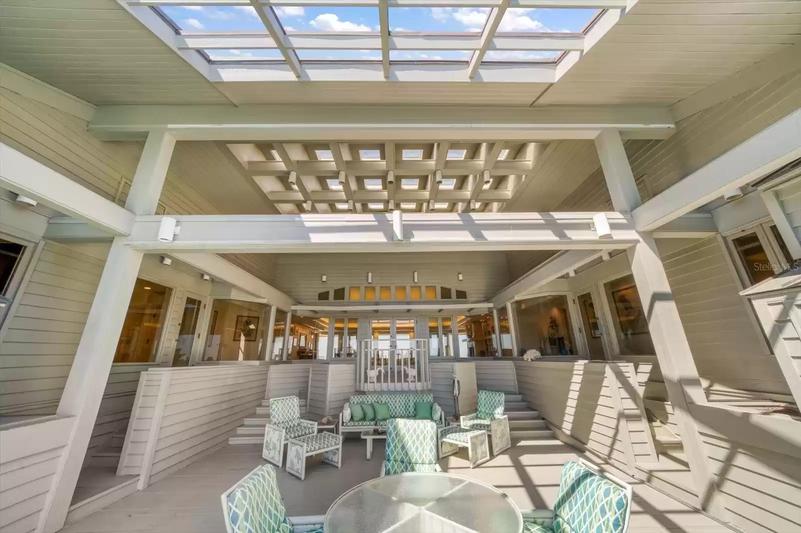 1198 Mandalay Point, Clearwater, Florida 33767, 3 Bedrooms Bedrooms, ,3 BathroomsBathrooms,Residential,For Sale,MANDALAY,U8231430
