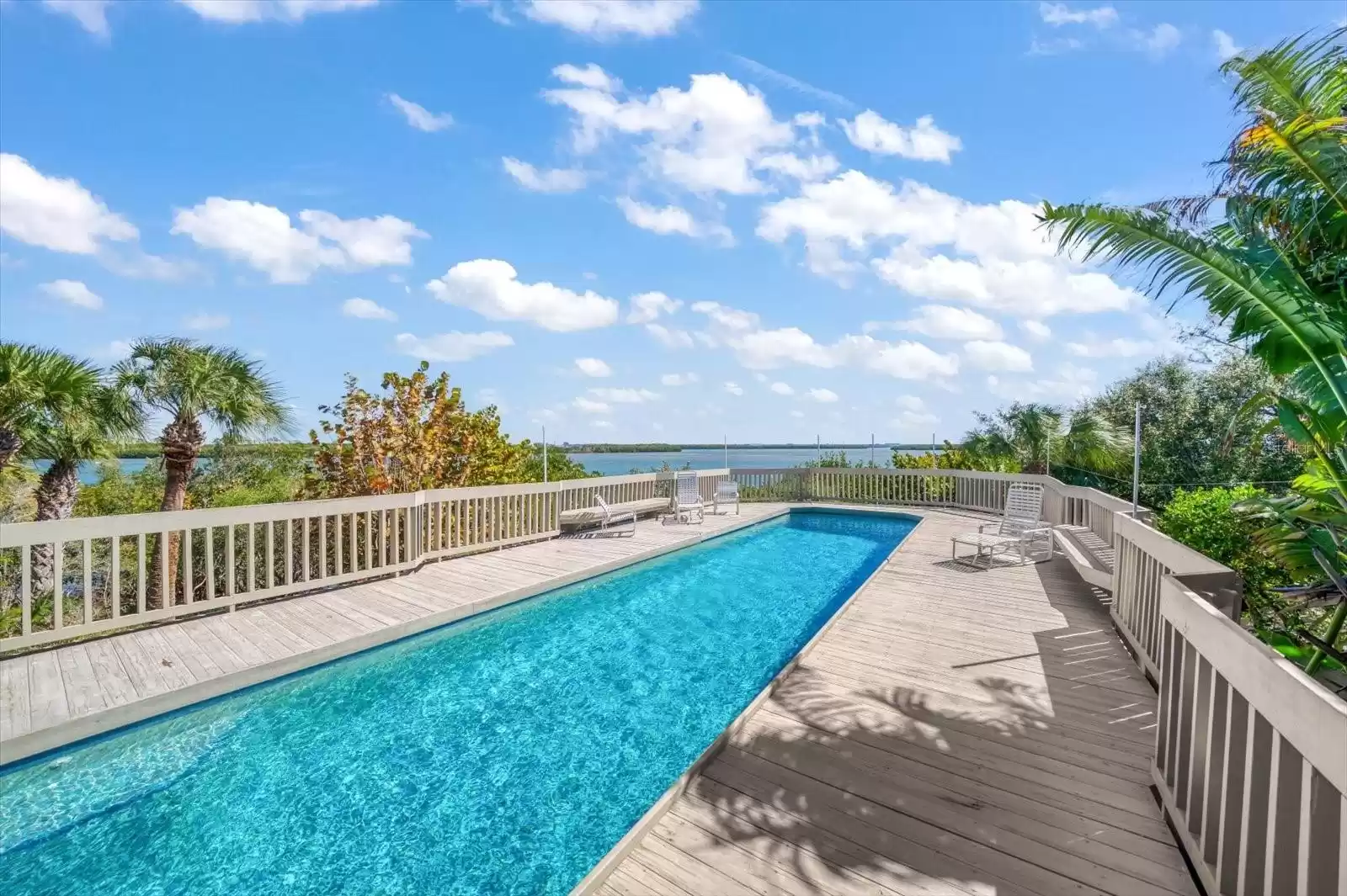 1198 Mandalay Point, Clearwater, Florida 33767, 3 Bedrooms Bedrooms, ,3 BathroomsBathrooms,Residential,For Sale,MANDALAY,U8231430
