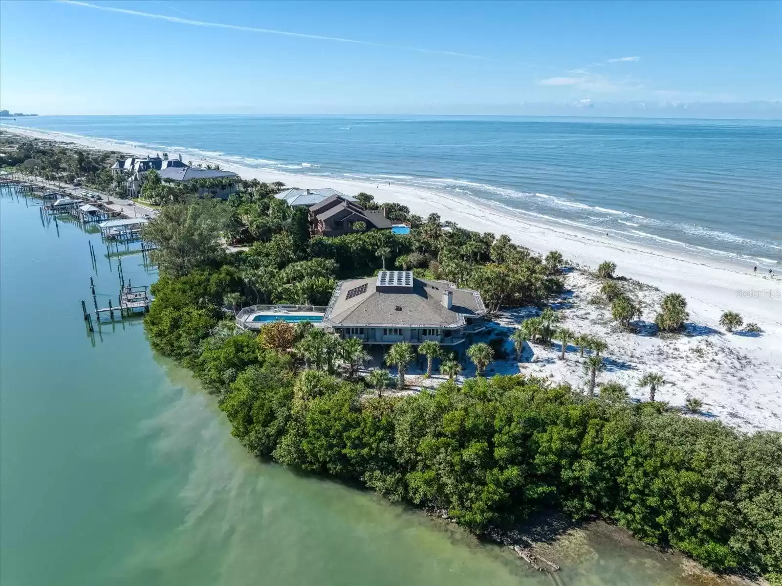 1198 Mandalay Point, Clearwater, Florida 33767, 3 Bedrooms Bedrooms, ,3 BathroomsBathrooms,Residential,For Sale,MANDALAY,U8231430