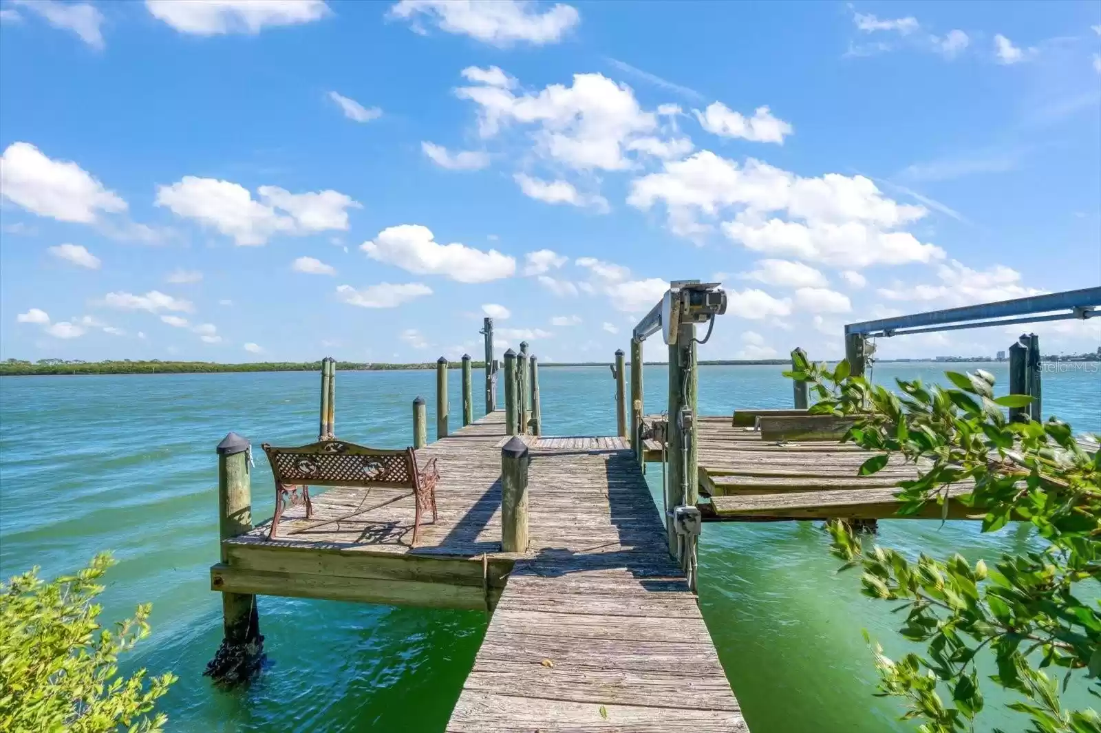 1198 Mandalay Point, Clearwater, Florida 33767, 3 Bedrooms Bedrooms, ,3 BathroomsBathrooms,Residential,For Sale,MANDALAY,U8231430