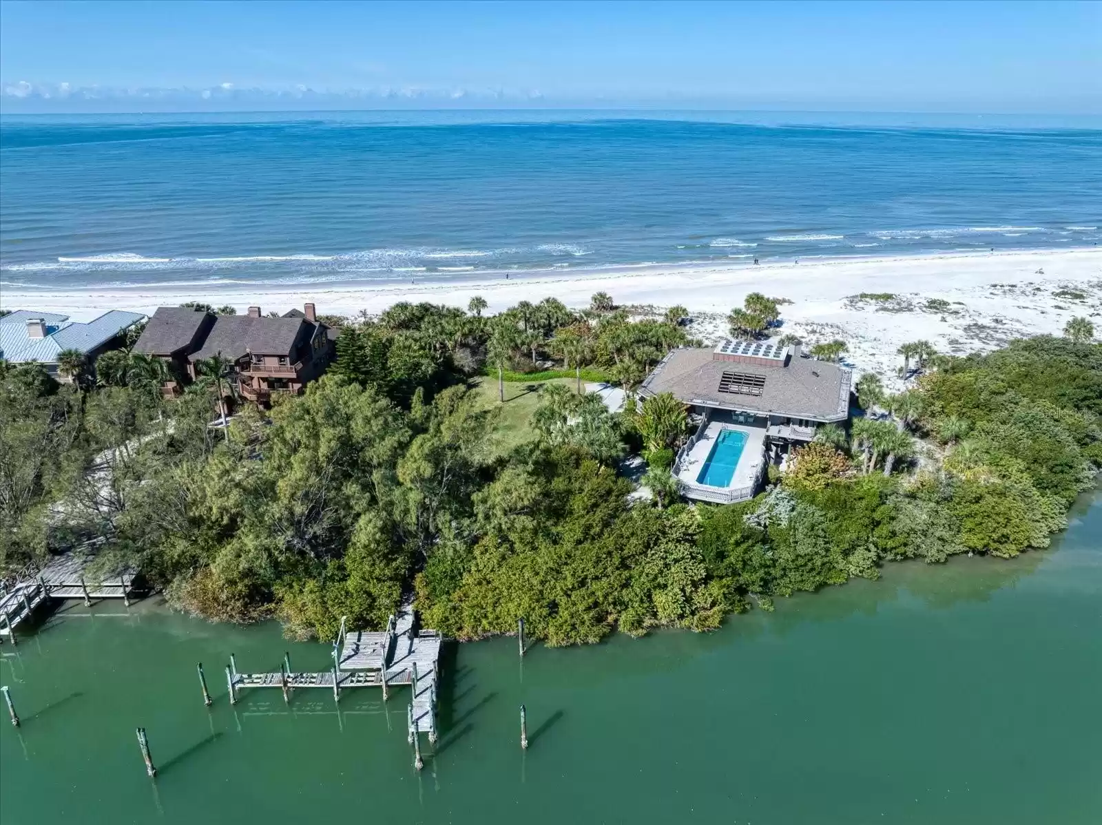 1198 Mandalay Point, Clearwater, Florida 33767, 3 Bedrooms Bedrooms, ,3 BathroomsBathrooms,Residential,For Sale,MANDALAY,U8231430