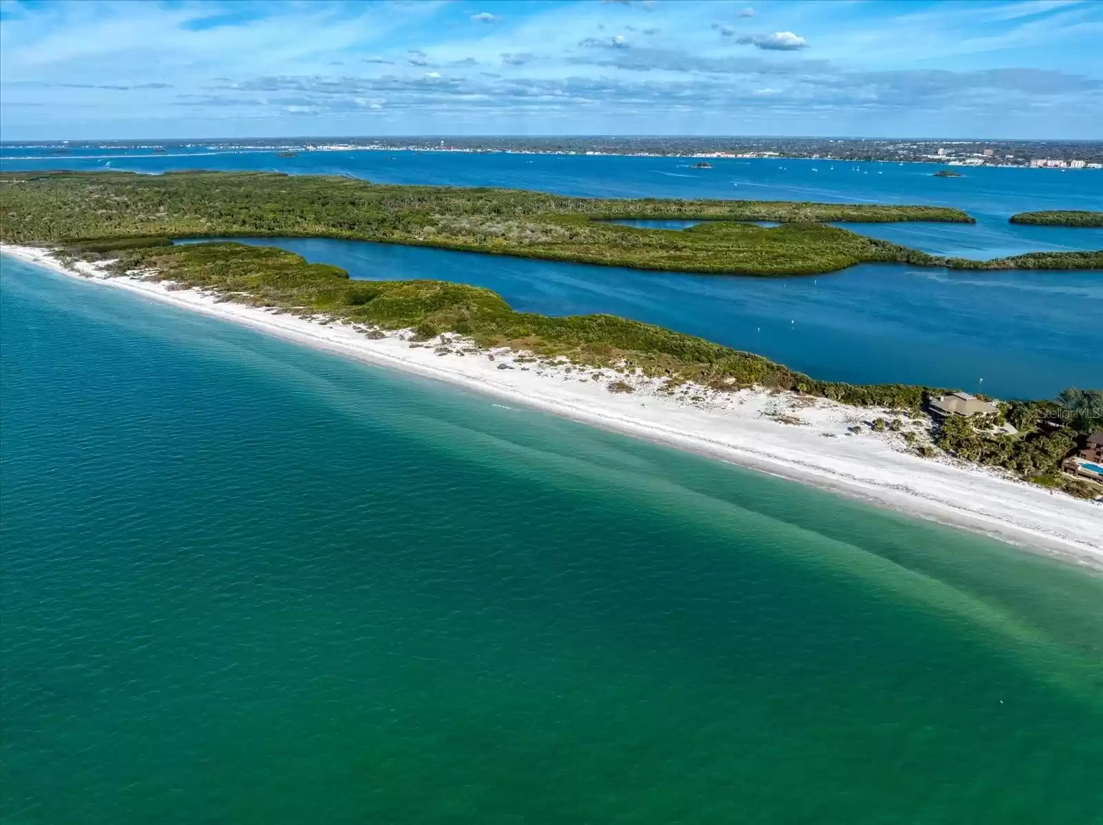 1198 Mandalay Point, Clearwater, Florida 33767, 3 Bedrooms Bedrooms, ,3 BathroomsBathrooms,Residential,For Sale,MANDALAY,U8231430