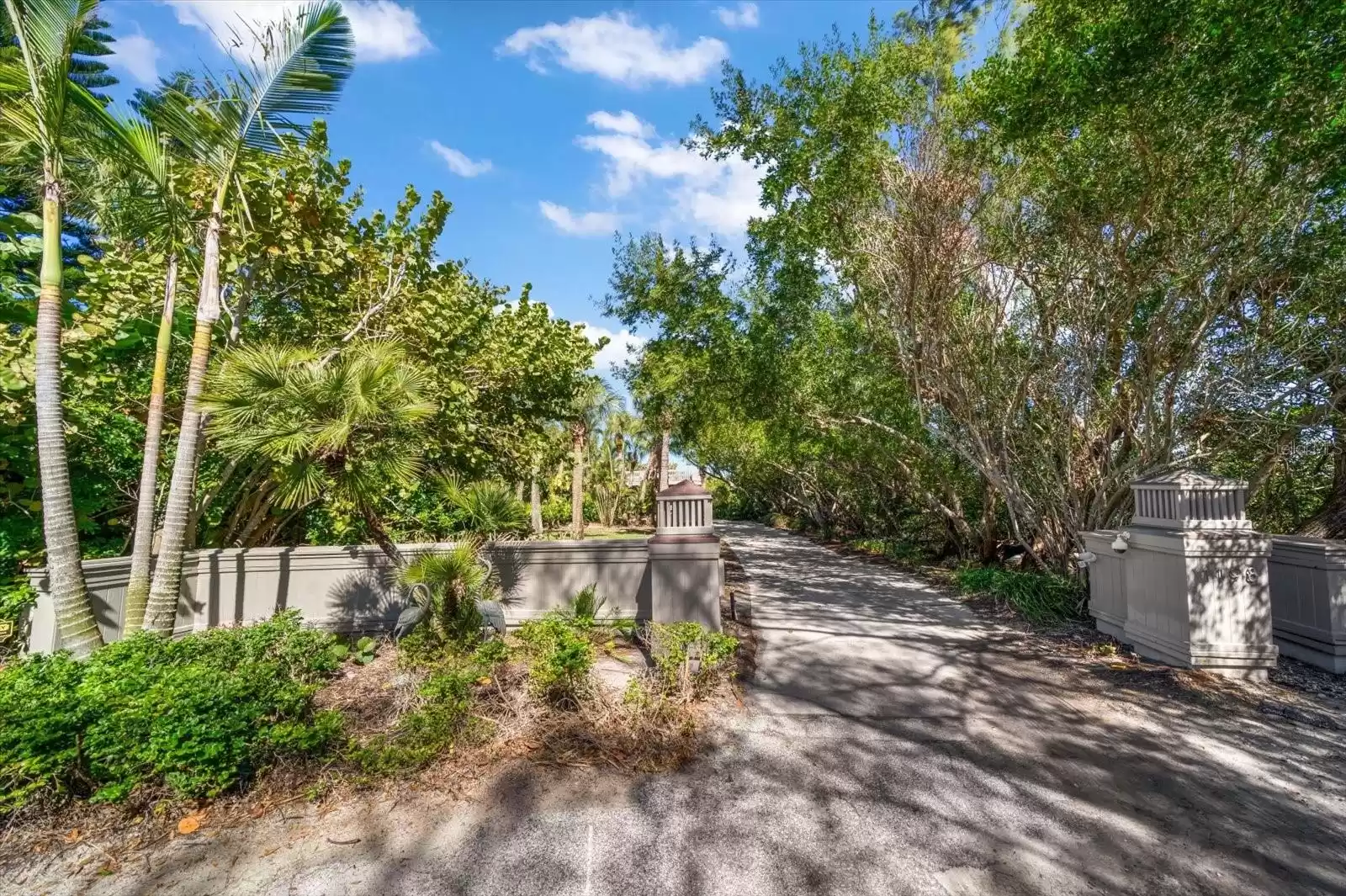 1198 Mandalay Point, Clearwater, Florida 33767, 3 Bedrooms Bedrooms, ,3 BathroomsBathrooms,Residential,For Sale,MANDALAY,U8231430